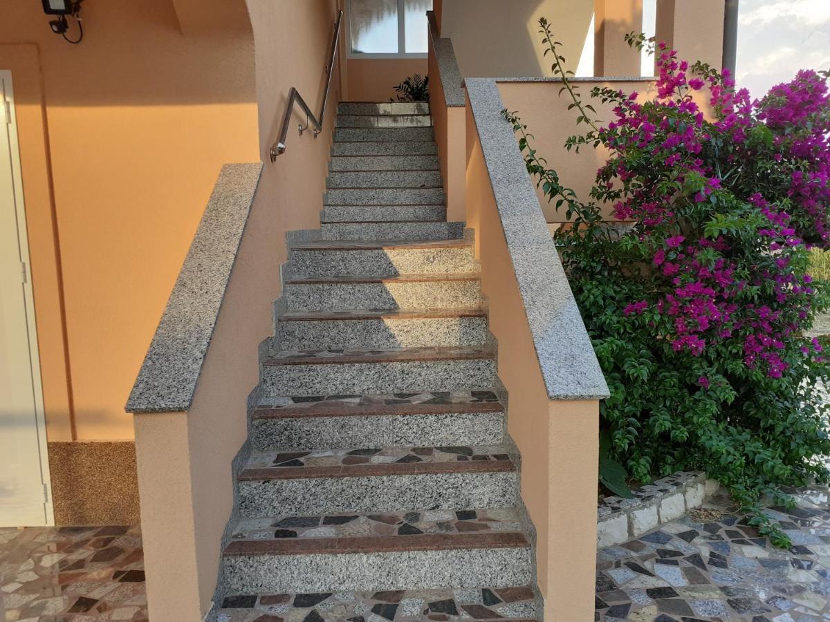 Apartments Rajka Lopar Dış mekan fotoğraf